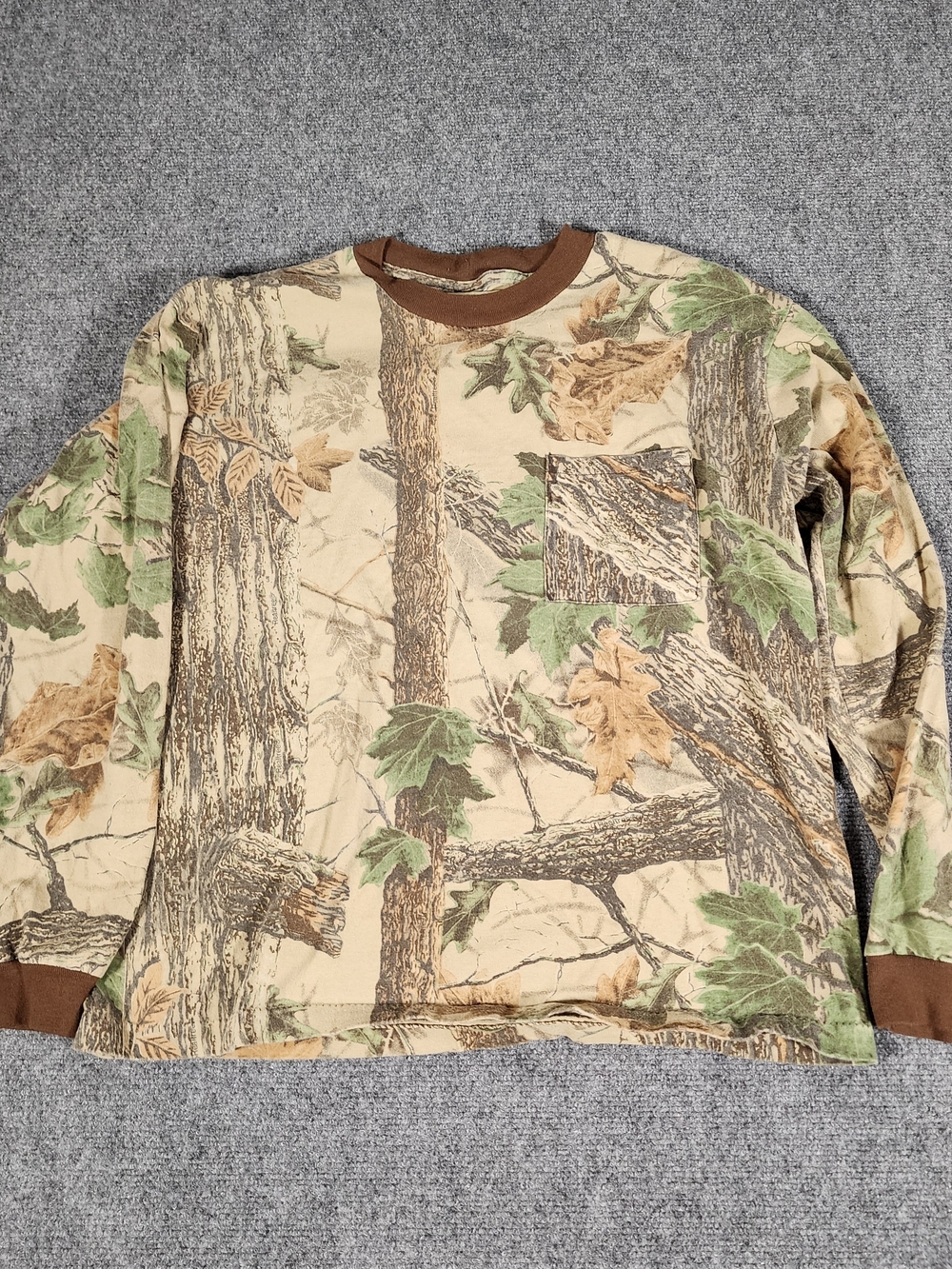 Camouflage Long Sleeve T-Shirt Brown Green Beige Hunting Style -realtree-